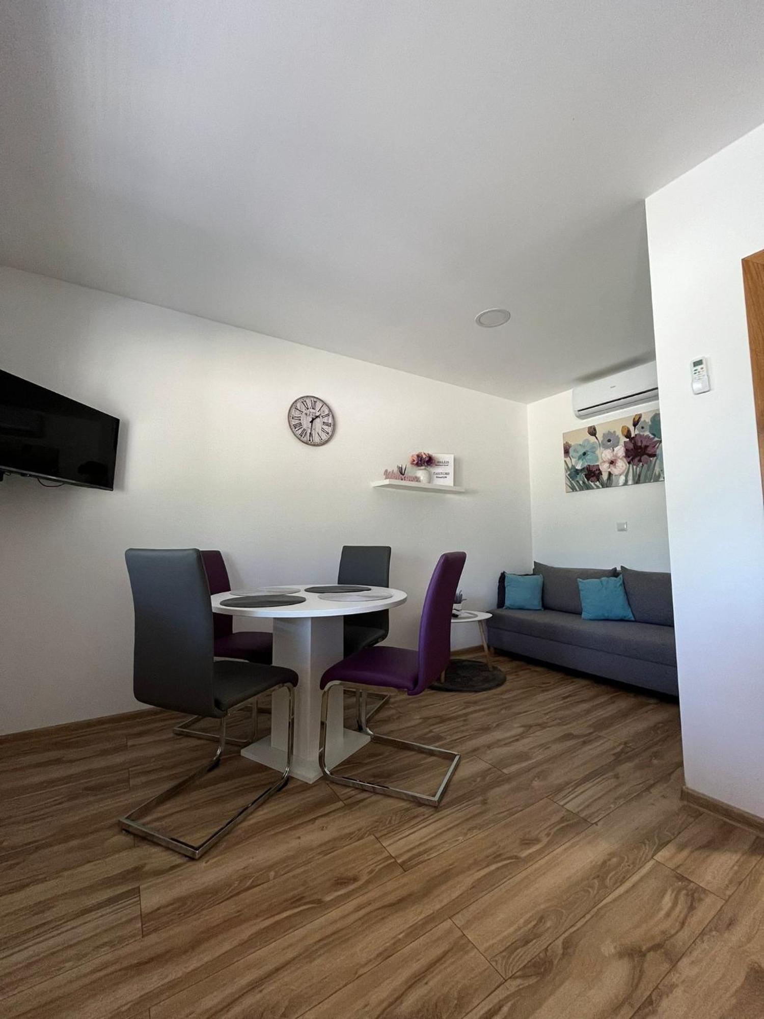 Apartment Lena