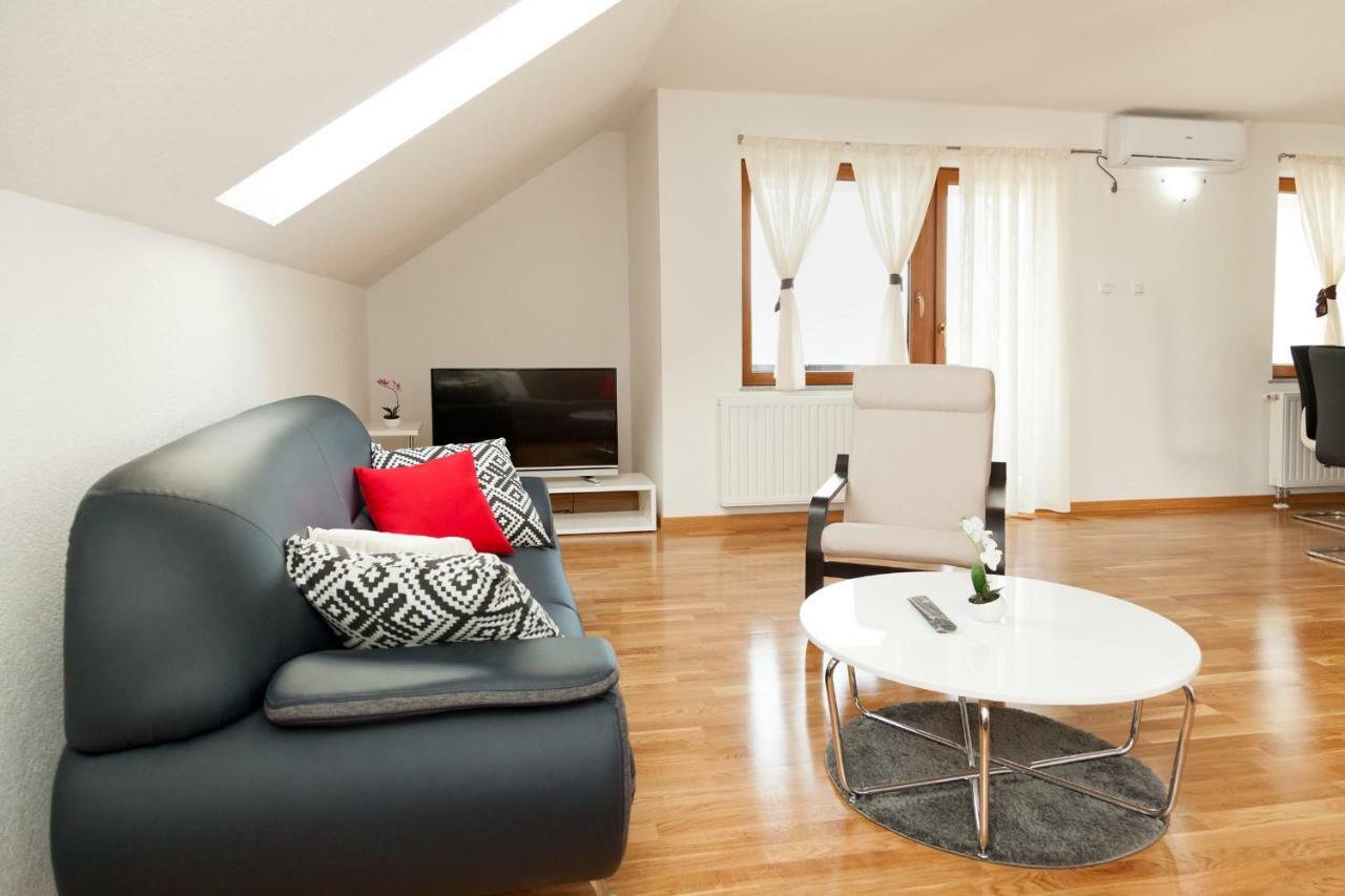 Lena Apartment *